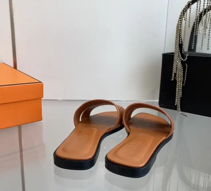 hype Hermes Slippers