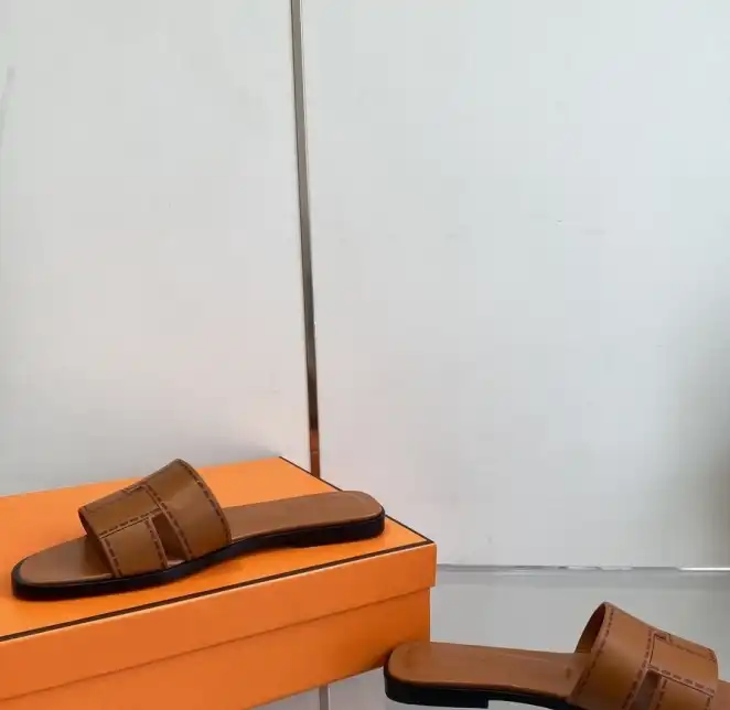 hype Hermes Slippers