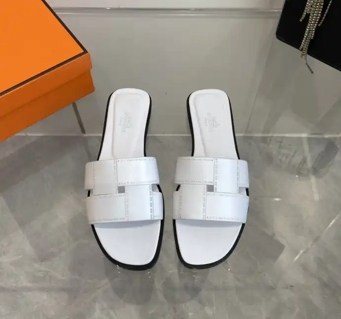 hype Hermes Slippers