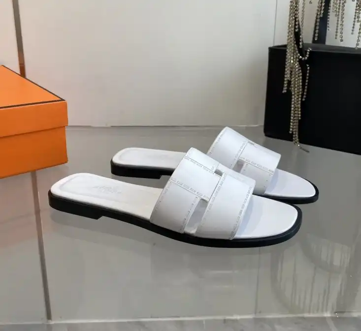 hype Hermes Slippers