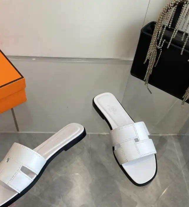 hype Hermes Slippers