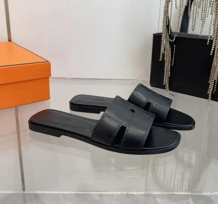 hype Hermes Slippers