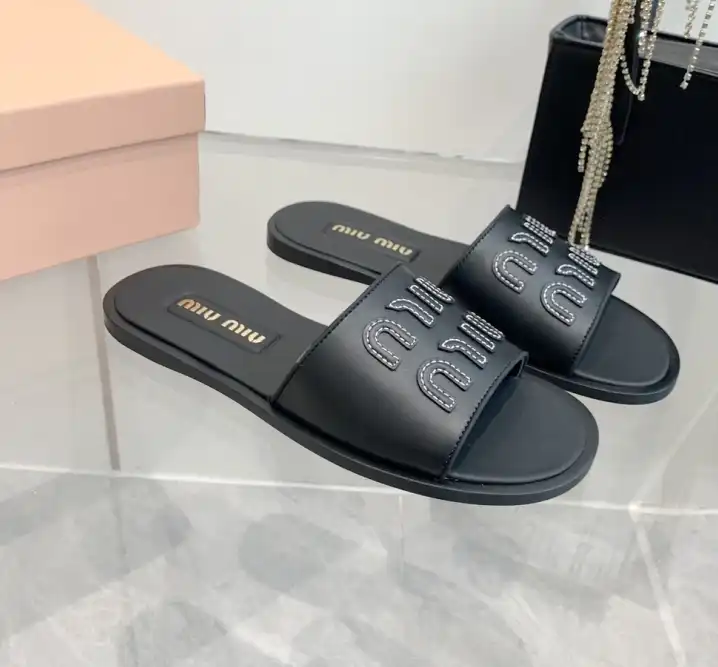 hype Miu Miu Slippers