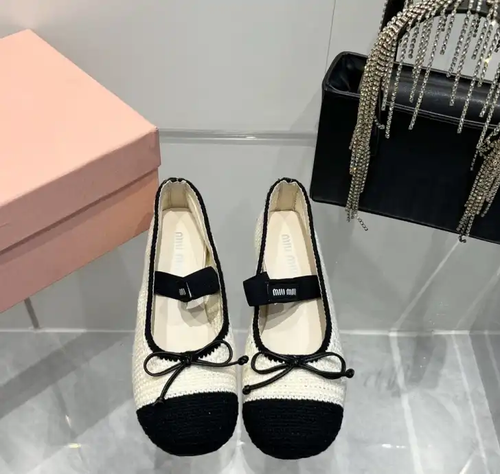 hype Miu Miu Slippers