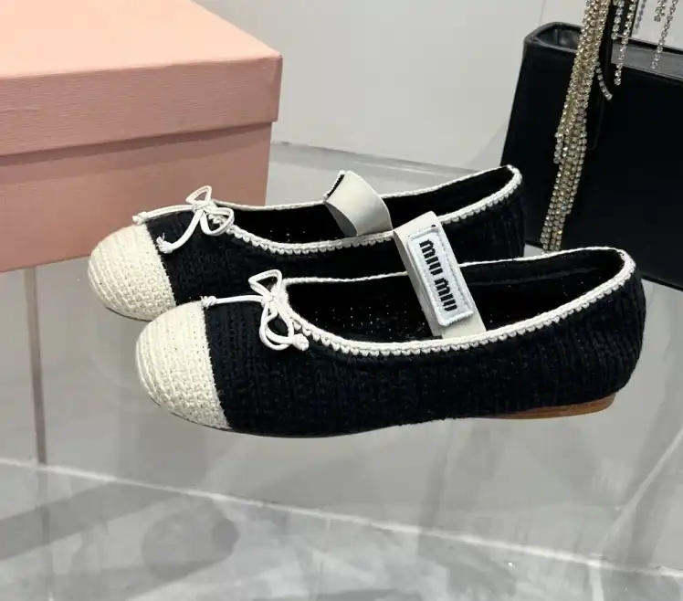 hype Miu Miu Slippers