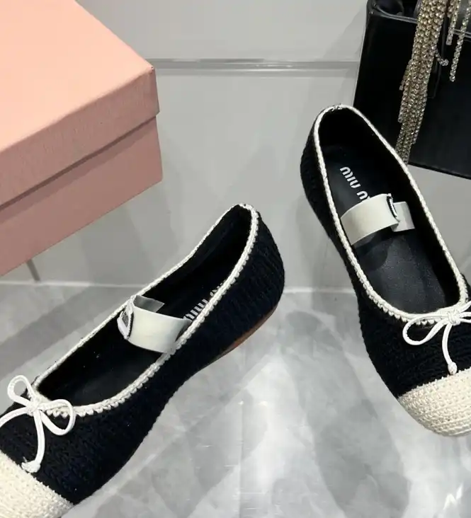 hype Miu Miu Slippers