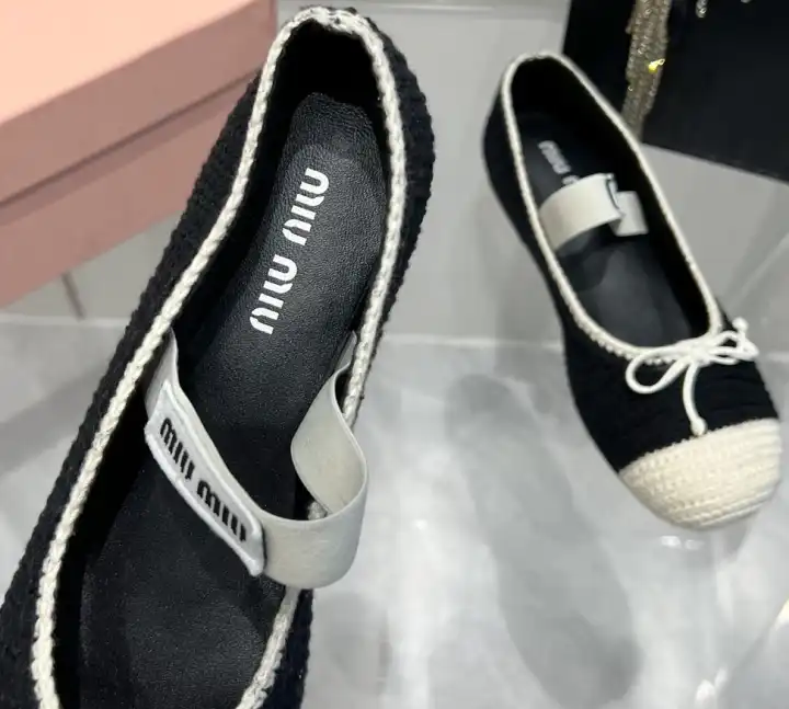 hype Miu Miu Slippers