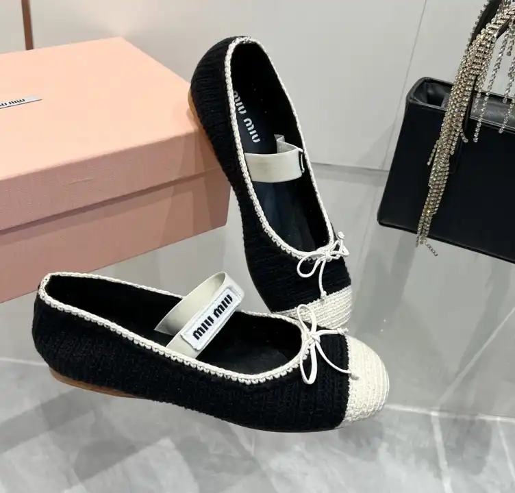 hype Miu Miu Slippers