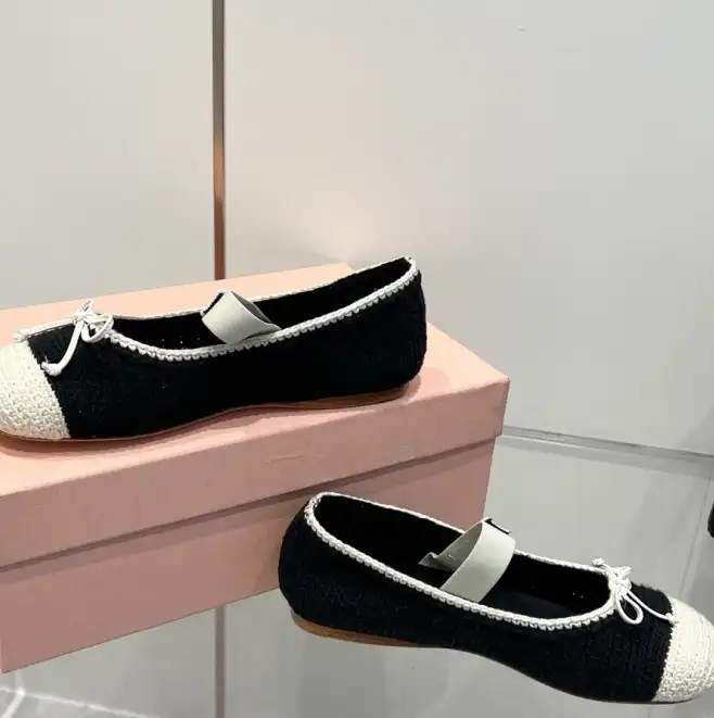 hype Miu Miu Slippers