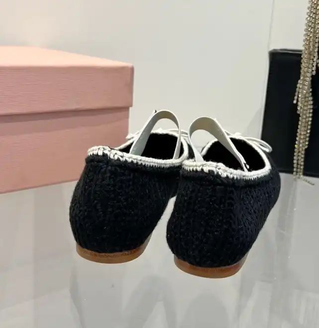 hype Miu Miu Slippers