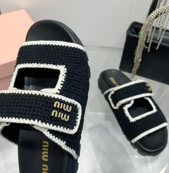 hype Miu Miu Slippers