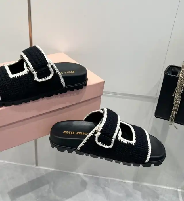 hype Miu Miu Slippers