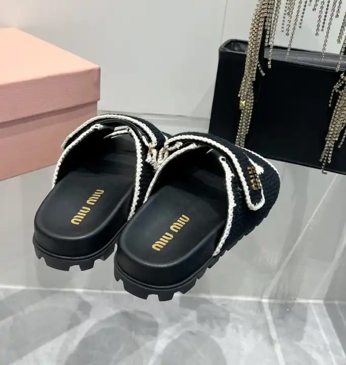 hype Miu Miu Slippers