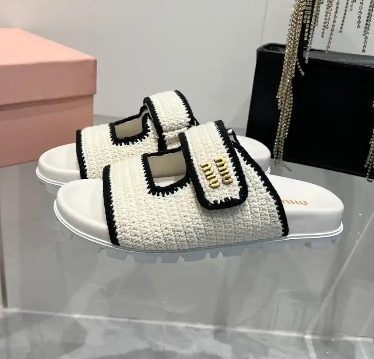 hype Miu Miu Slippers