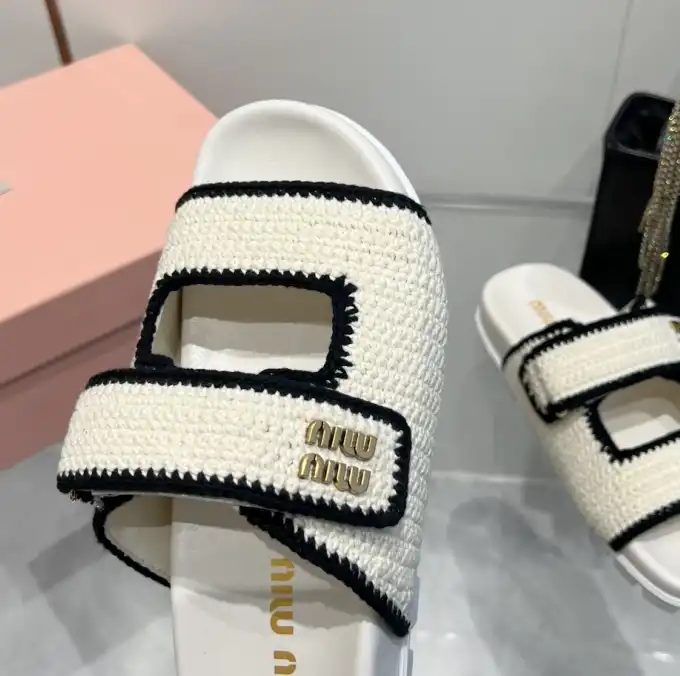 hype Miu Miu Slippers