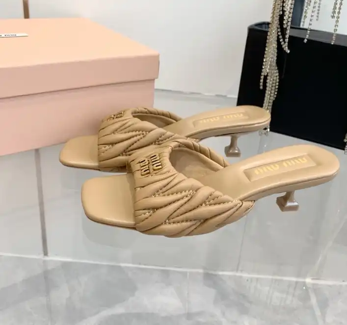 hype Miu Miu Slippers