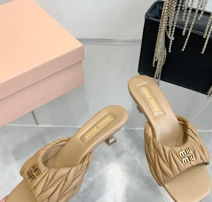 hype Miu Miu Slippers