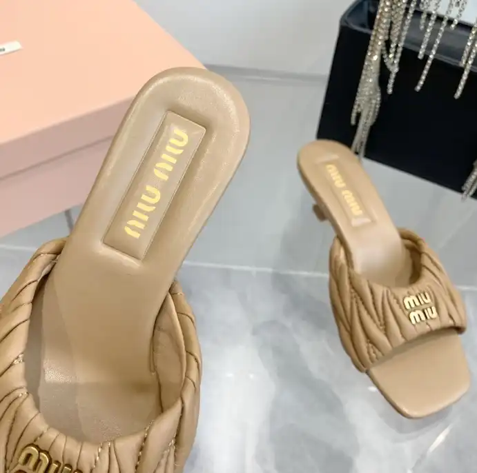 hype Miu Miu Slippers