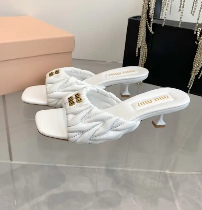 hype Miu Miu Slippers