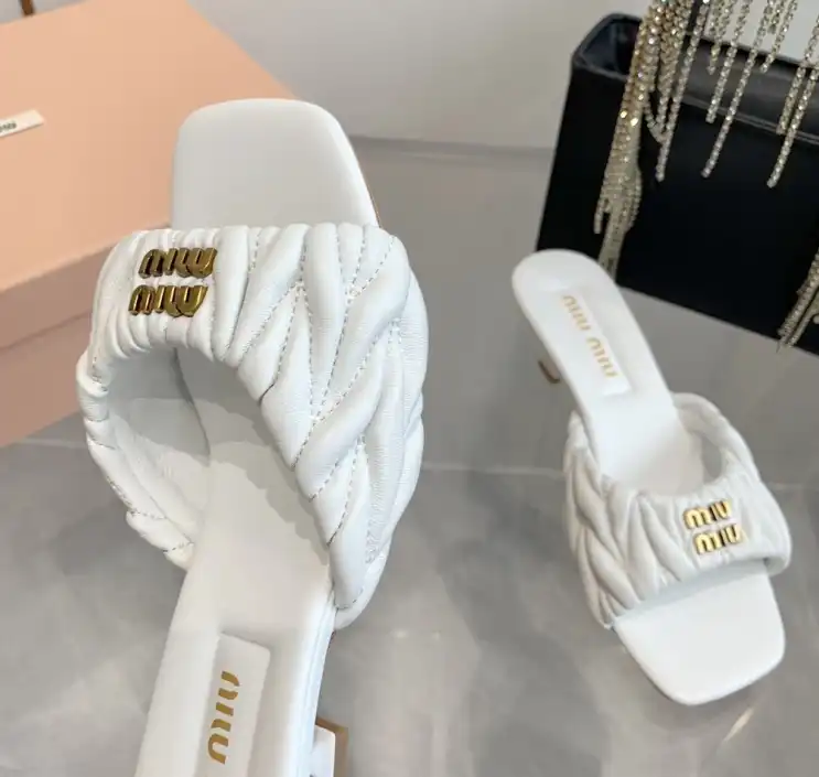 hype Miu Miu Slippers