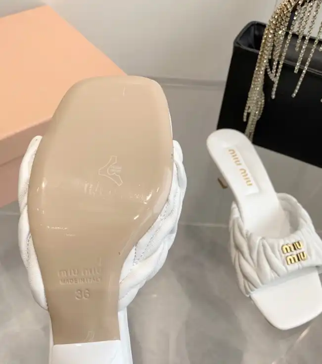 hype Miu Miu Slippers