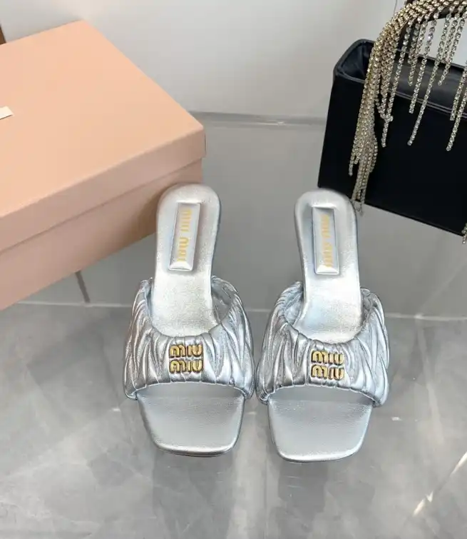 hype Miu Miu Slippers