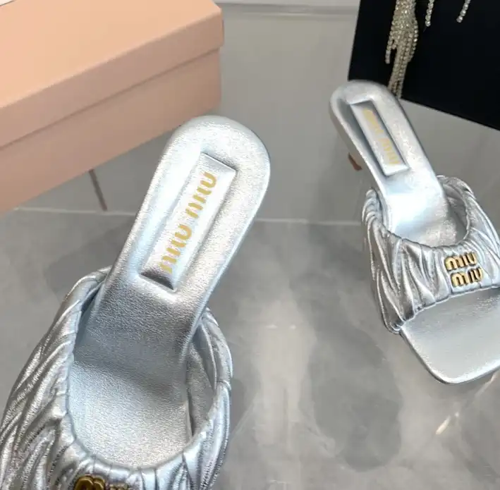 hype Miu Miu Slippers