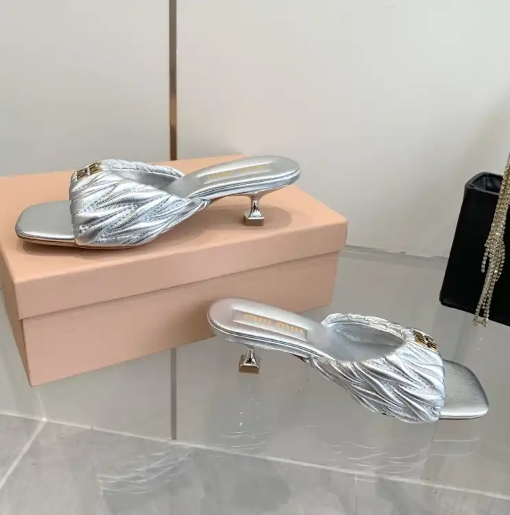 hype Miu Miu Slippers