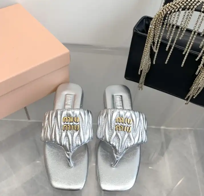 hype Miu Miu Slippers