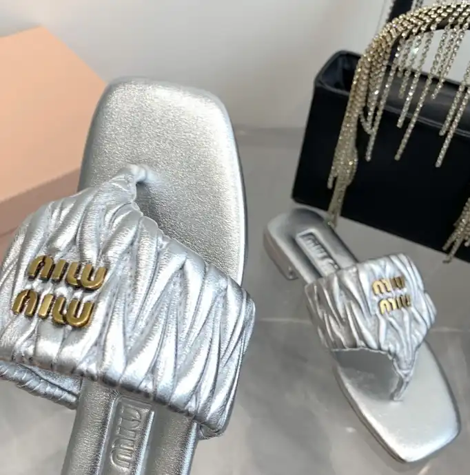 hype Miu Miu Slippers