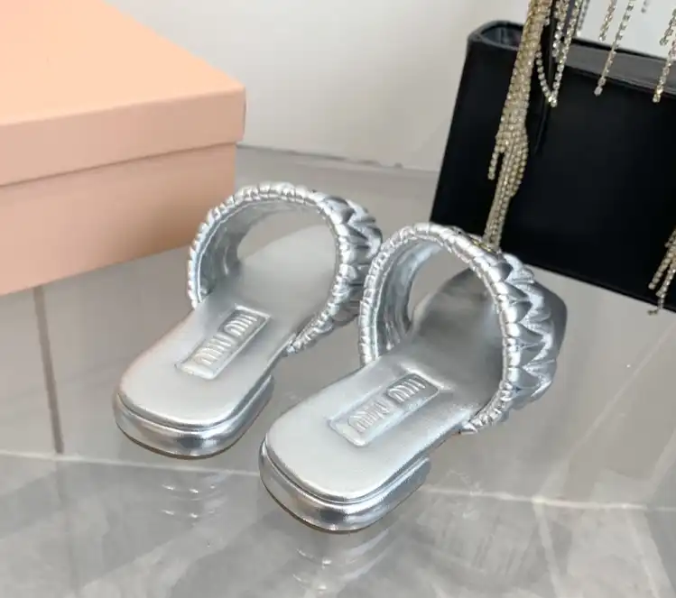 hype Miu Miu Slippers