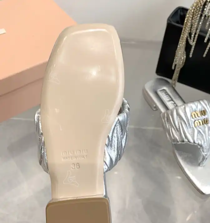 hype Miu Miu Slippers