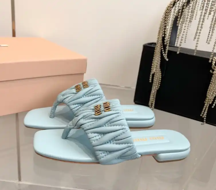 hype Miu Miu Slippers