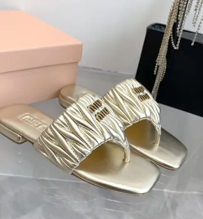 hype Miu Miu Slippers