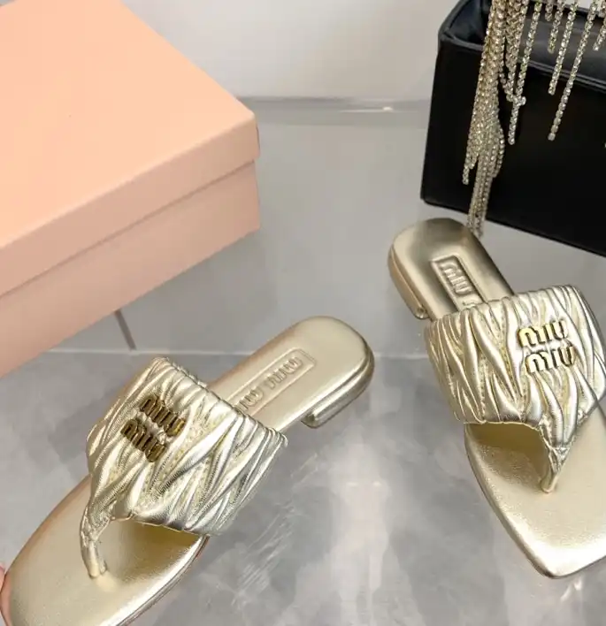 hype Miu Miu Slippers