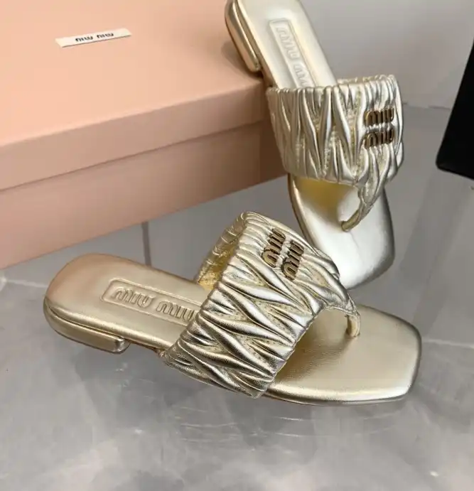 hype Miu Miu Slippers