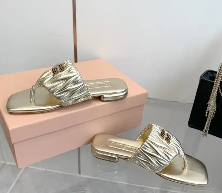 hype Miu Miu Slippers