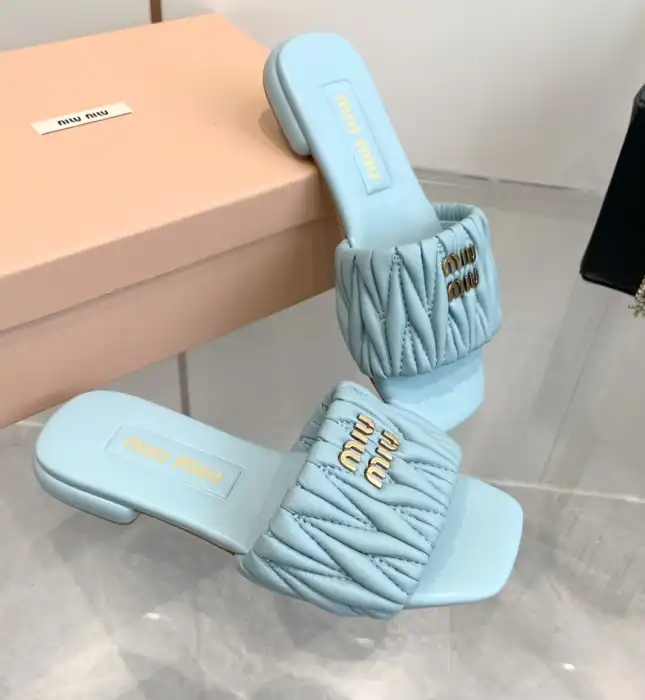 hype Miu Miu Slippers