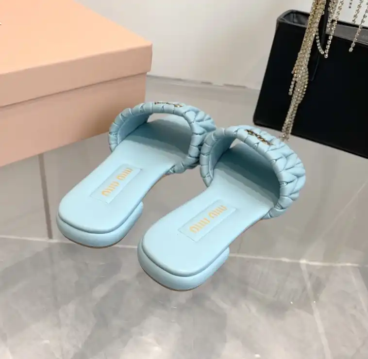 hype Miu Miu Slippers