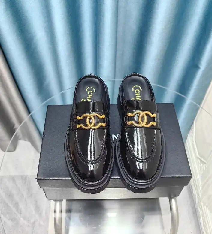 hype Chanel Slippers