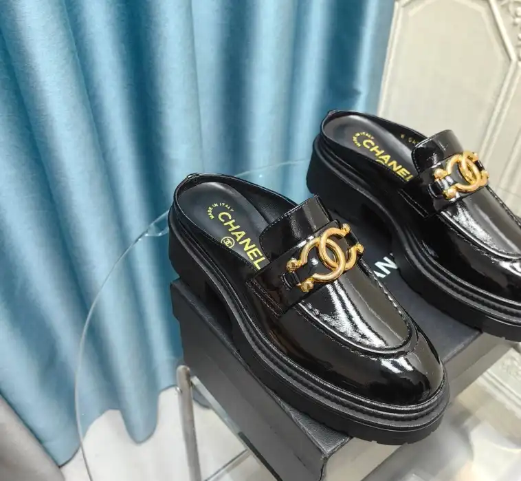 hype Chanel Slippers