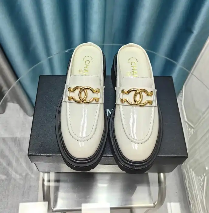 hype Chanel Slippers