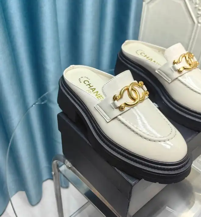 hype Chanel Slippers