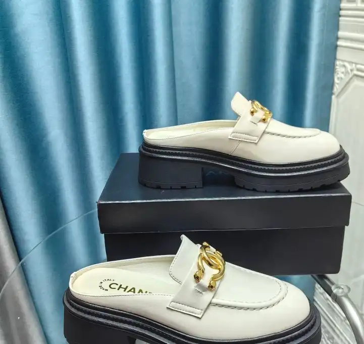 hype Chanel Slippers