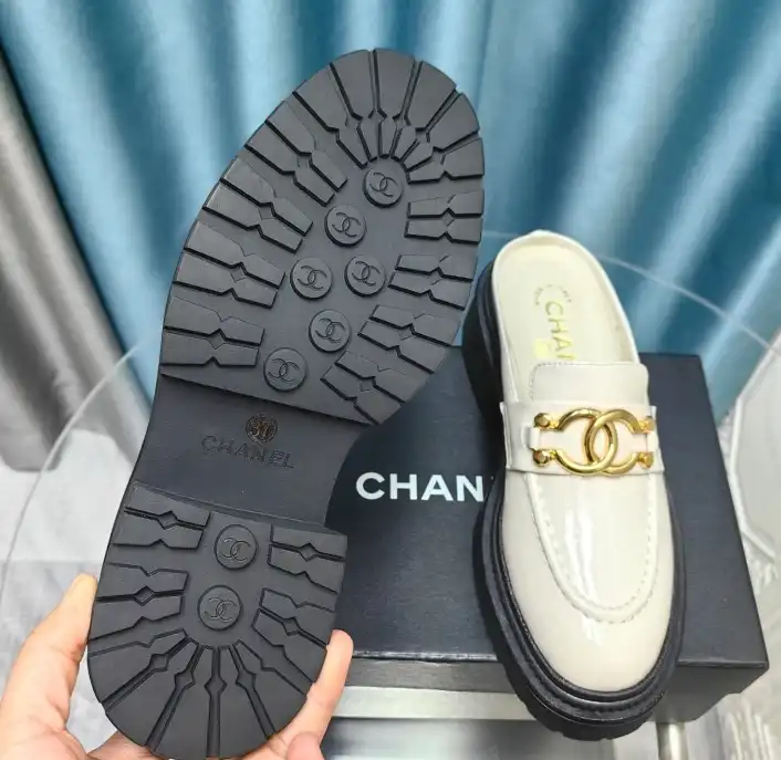 hype Chanel Slippers