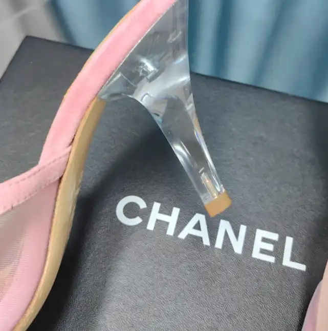 hype Chanel High Heels