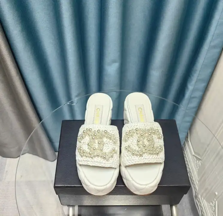 hype Chanel Slippers