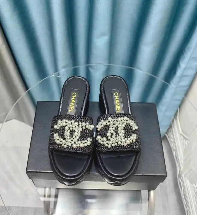 hype Chanel Slippers