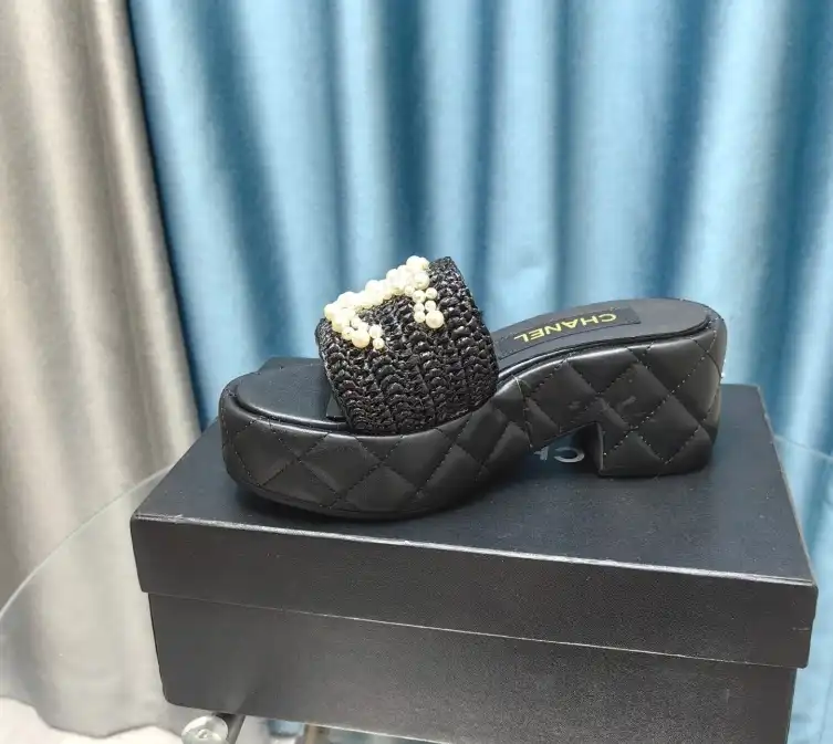 hype Chanel Slippers