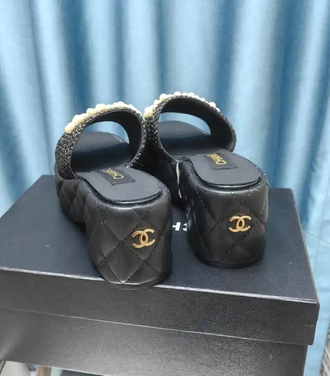 hype Chanel Slippers